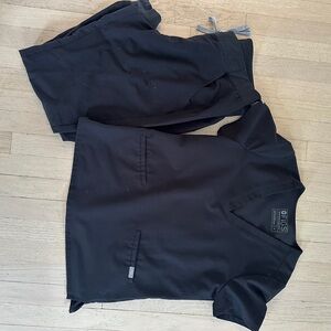 Figs Charcoal Scrub Ensemble